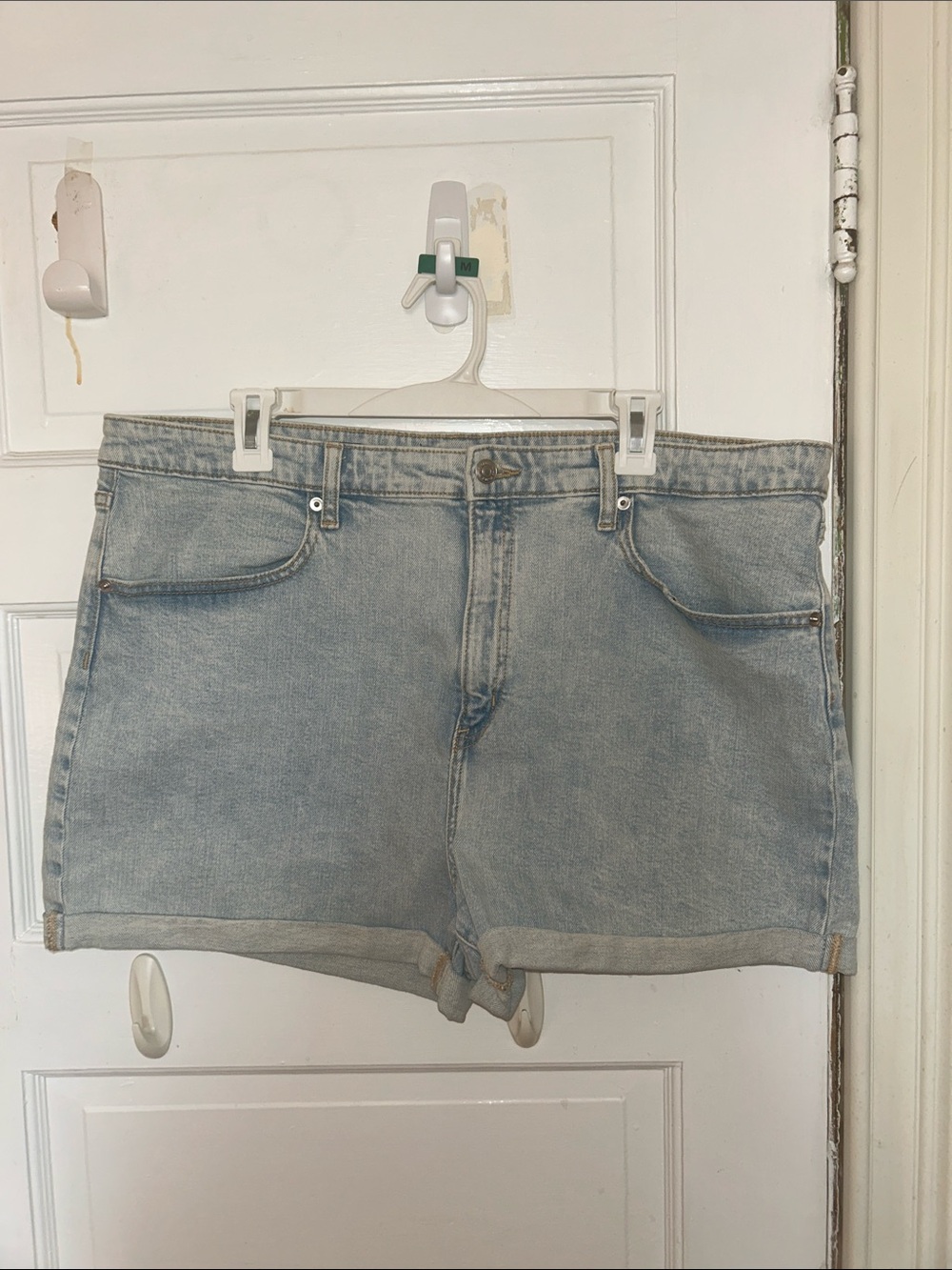 Light Wash High Ride Denim Women’s Shorts
